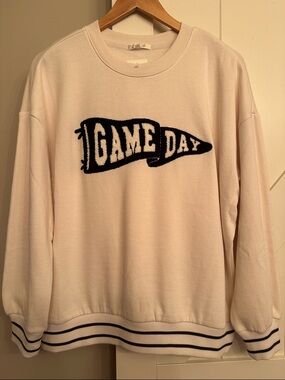Game Day Pullover Sweatshirt - Cream with Black Accent